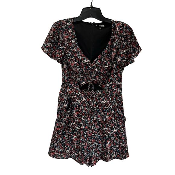 Express Floral Dark Romantic V Neck Romper Size 4 - Picture 1 of 8